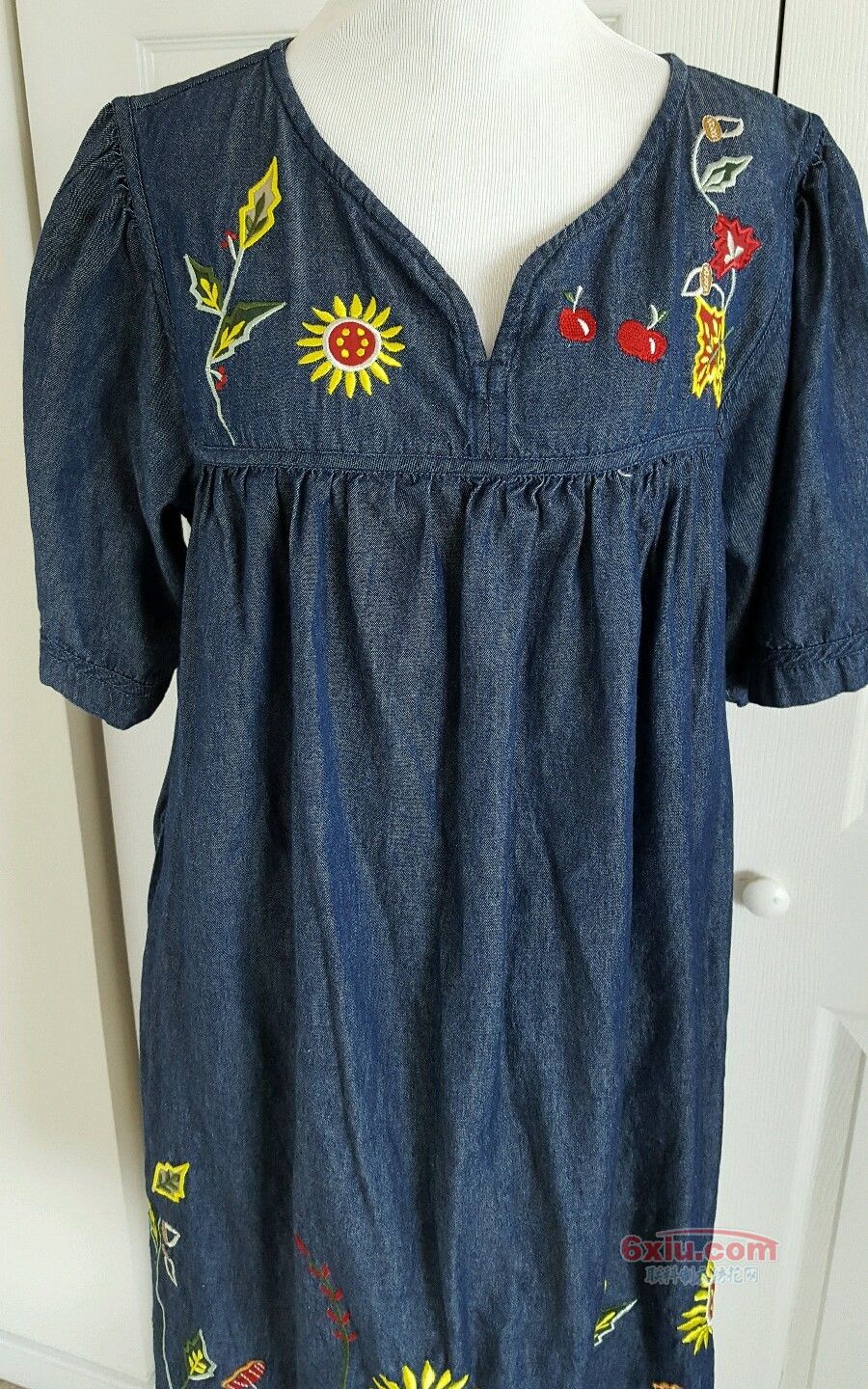 向日葵花裙衣领