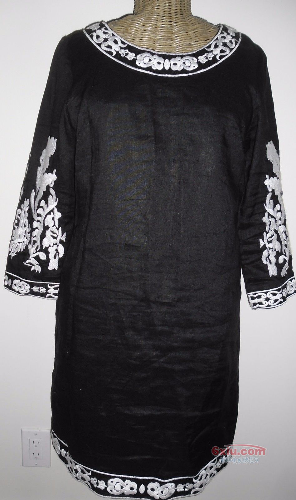 衣领裙摆条码手袖民族长袍