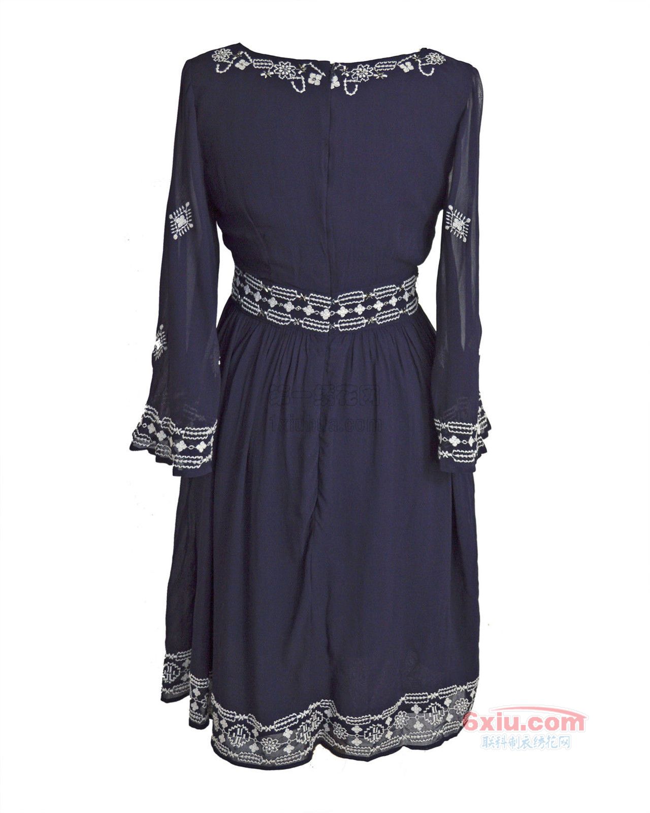 抽象线条民族长袍