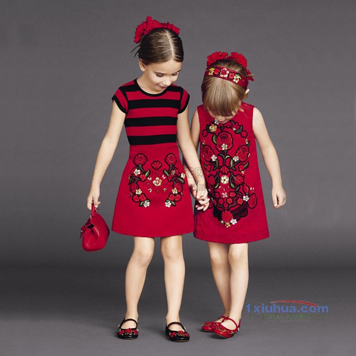 复古花朵刺绣裙