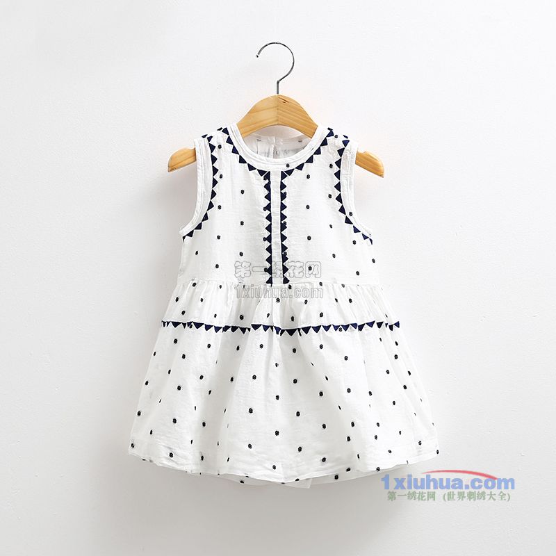 三角形线条胸前刺绣裙