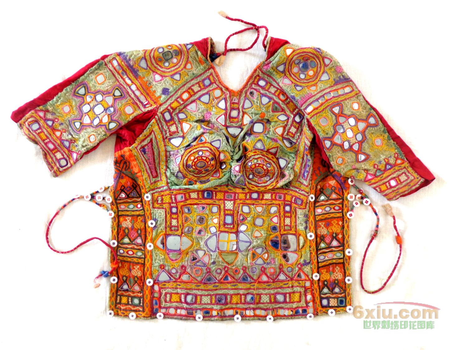 民族 复杂 抽象