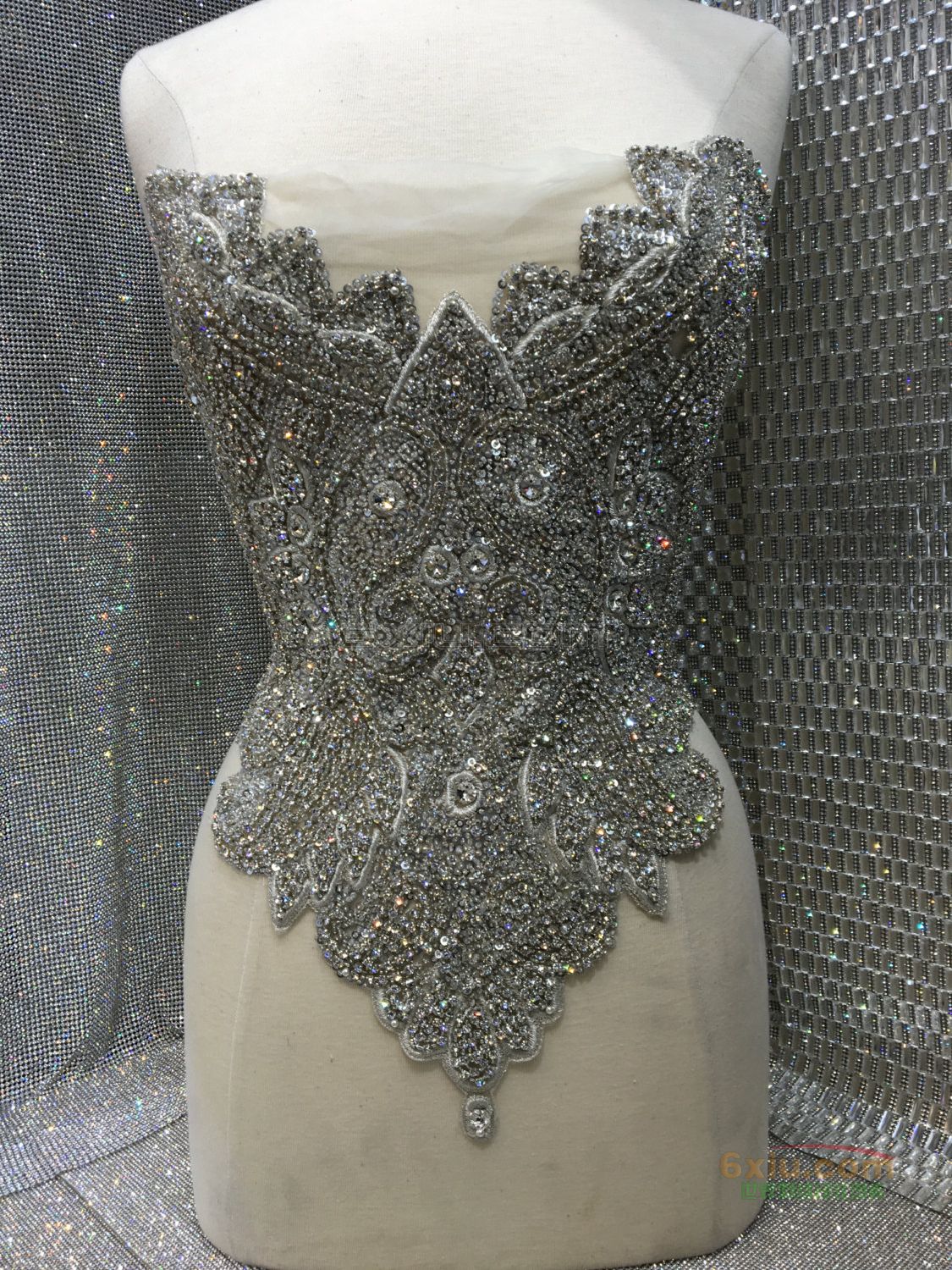 订珠 曲线 花朵